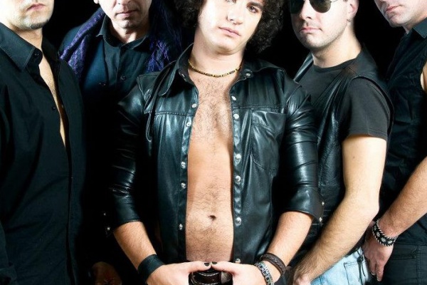 TRIBUTO HEROES DEL SILENCIO